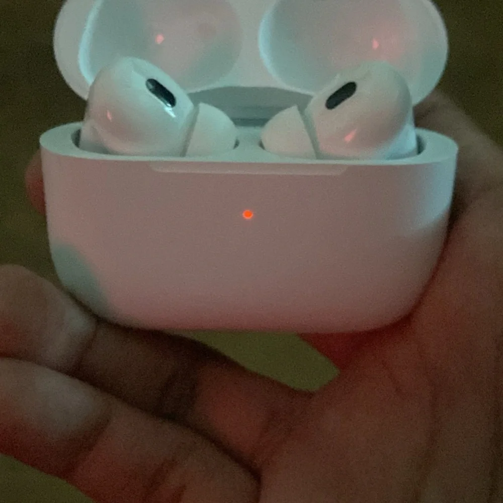 Apple AirPods Pro with MagSafe Case - White